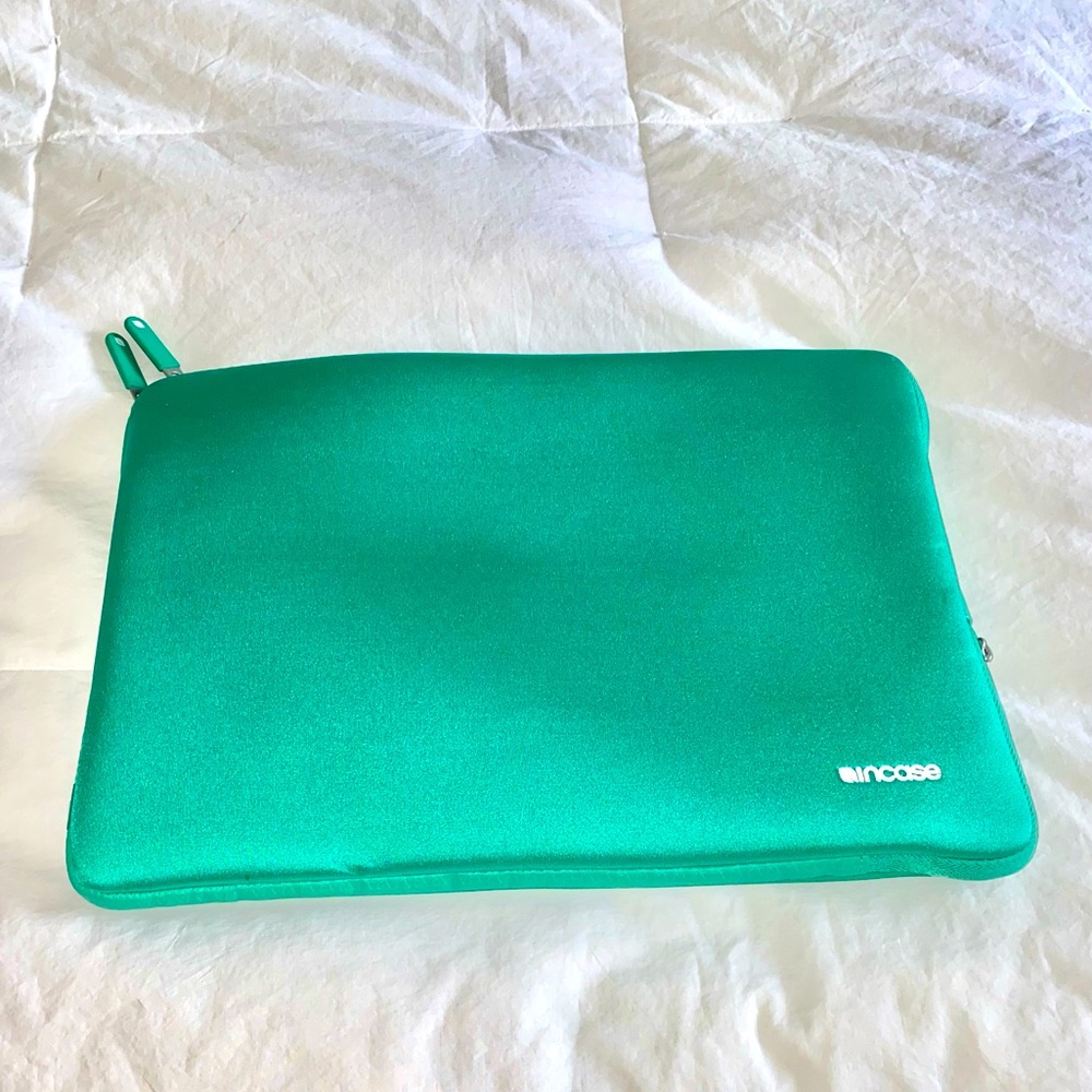 NWOT Laptop case